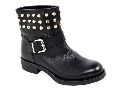 Botas de Adolfo Domínguez (149 €).