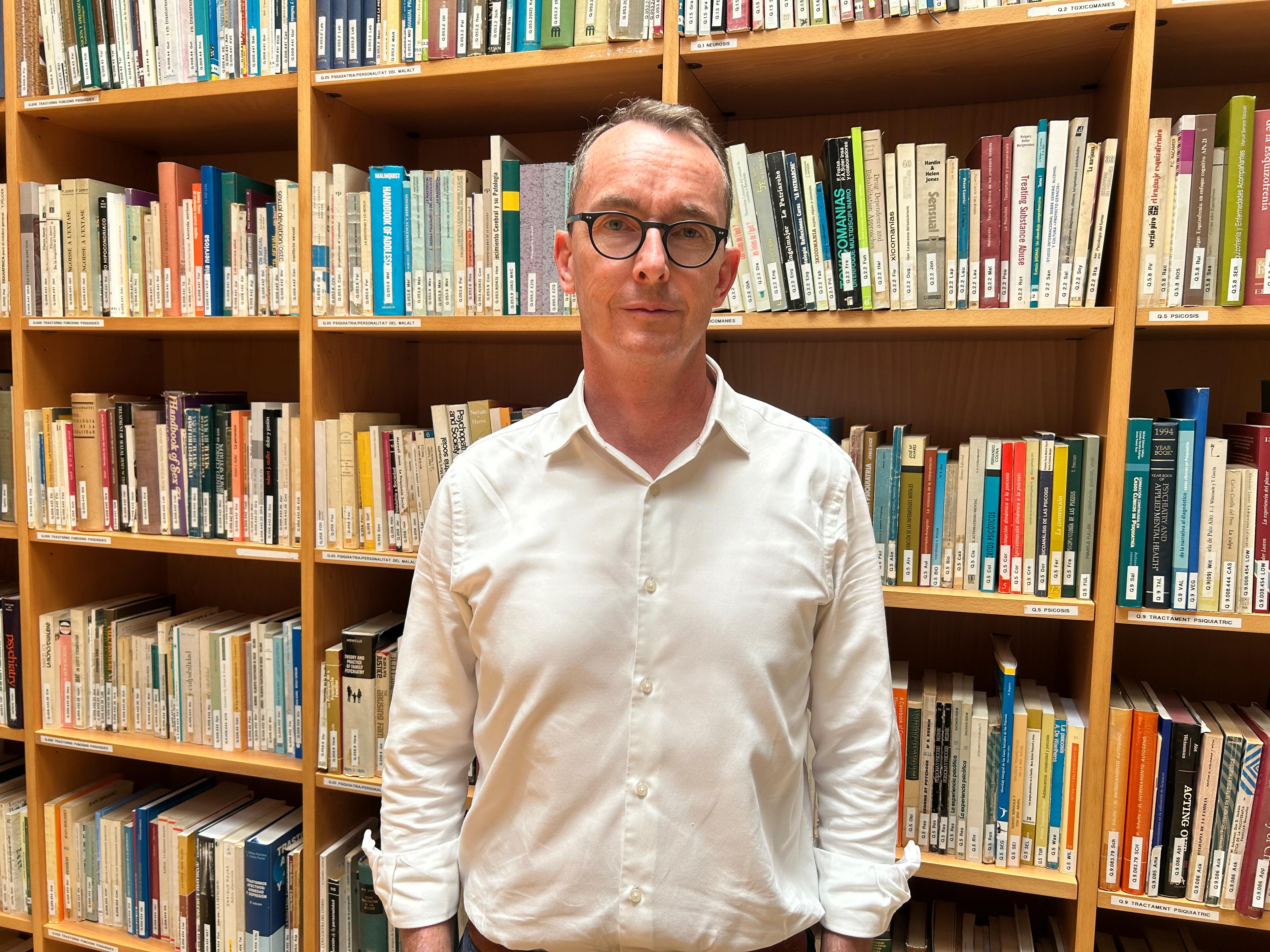 Mark Dangerfield, psicólogo: “Una buena relación con los hijos no es aquella en la que nunca hay conflictos, sino la que sabe repararlos”
