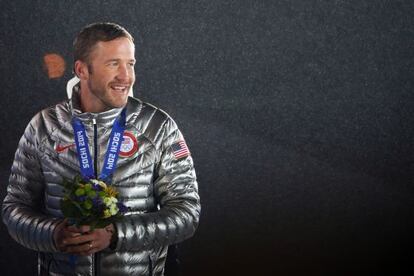 Bode Miller celebra la medalla de bronce en el podio