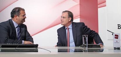 Angel Ron, expresidente de Banco Popular, y José María Arias, exvicepresidente