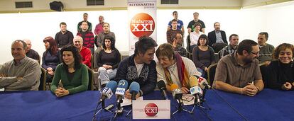 Santi Kiroga y Mariné Pueyo, durante el acto, celebrado en Pamplona.