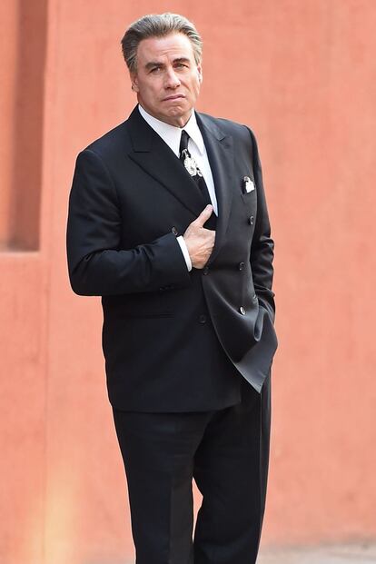 En 2012 John Travolta fue acusado de varios casos de acoso sexual y en 2013 un documento demostraba que el protagonista de ‘Grease’ había estado pagando una cantidad considerable de dinero a sus víctimas para llegar a un acuerdo económico y dar por zanjado el asunto. </p> <br> <p>
La página web Gawker publicó dicho acuerdo. En él quedaba consrancia de que la productora de Travolta, Constellation Productions Inc, había contribuido económicamente con 84.000 dólares para resolver en privado dos de las supuestas demandas sexuales. El actor negó todo y los casos quedaron anulados. 

