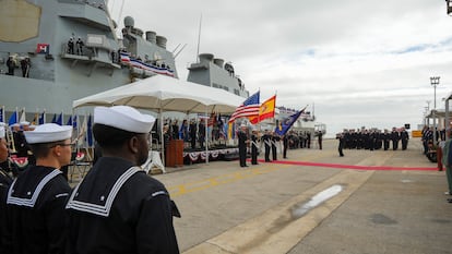 Ceremonia de llegada del destructor 'USS Oscar Austin', el quinto de la Royal Navy, a la base naval de Rota en octubre de 2024.