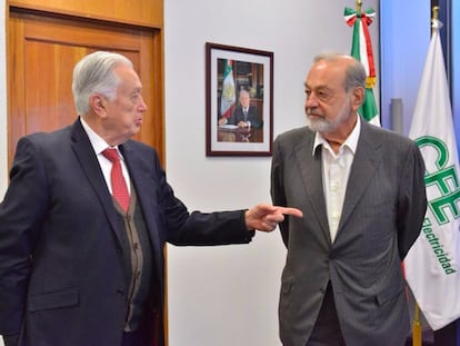 Manuel Barlett Díaz y Carlos Slim