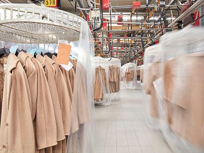 La Manifattura di San Maurizio, donde la marca produce sus abrigos.