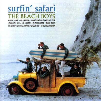 Los Beach Boys posaron en Paradise Cove, en Malibú (California), para la cubierta de su primer LP, 'Surfin’ safari'. El inesperado éxito del 'single' homónimo previo, para el que se limitaron a posar, tabla en mano, en una sesión de estudio, obligó a los chicos de la playa a pisarla de verdad (solo uno de los cinco surfeaba) y posar para Kenneth Veeder, fotógrafo de Capitol Records. Años más tarde, el guitarrista David Marks aseguró que hubo algo de improvisación en todo aquello, pues la camioneta amarilla fue alquilada a un tipo que encontraron de camino a la playa aquel mismo día, en Hollywood Boulevard.