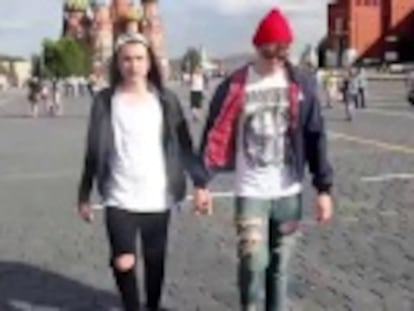 Um vídeo mostra a homofobia sofrida pelos homossexuais na Rússia.