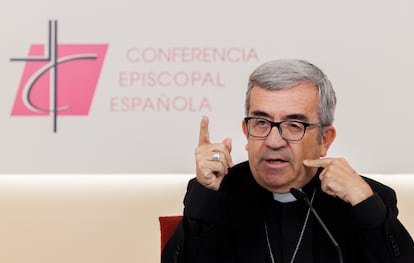 El arzobispo de Valladolid y presidente de la Conferencia Episcopal Española (CEE), Luis  Argüello, en una imagen de archivo.
