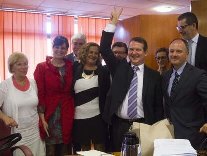 El alcalde de Vigo tras la votación