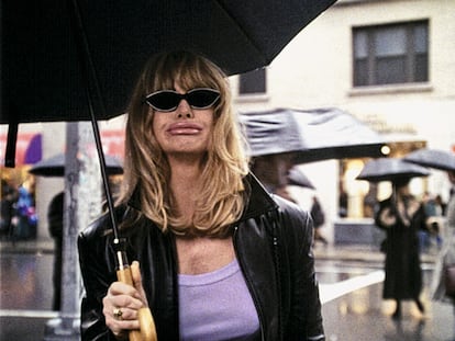 Labios de fresa, sabor de amor, por Carlos Areces