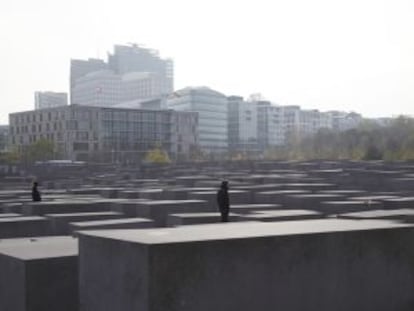 El Monumento a los judíos asesinados en Europa, en el centro de Berlín, es obra del arquitecto norteamericano Peter Eisenman.