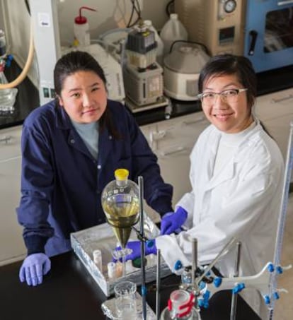 Miranda Wang y su amiga y socia Jeanny Yao. Juntas fundaron la compañía BioCellection. ©Rolex/Bart Michiels
