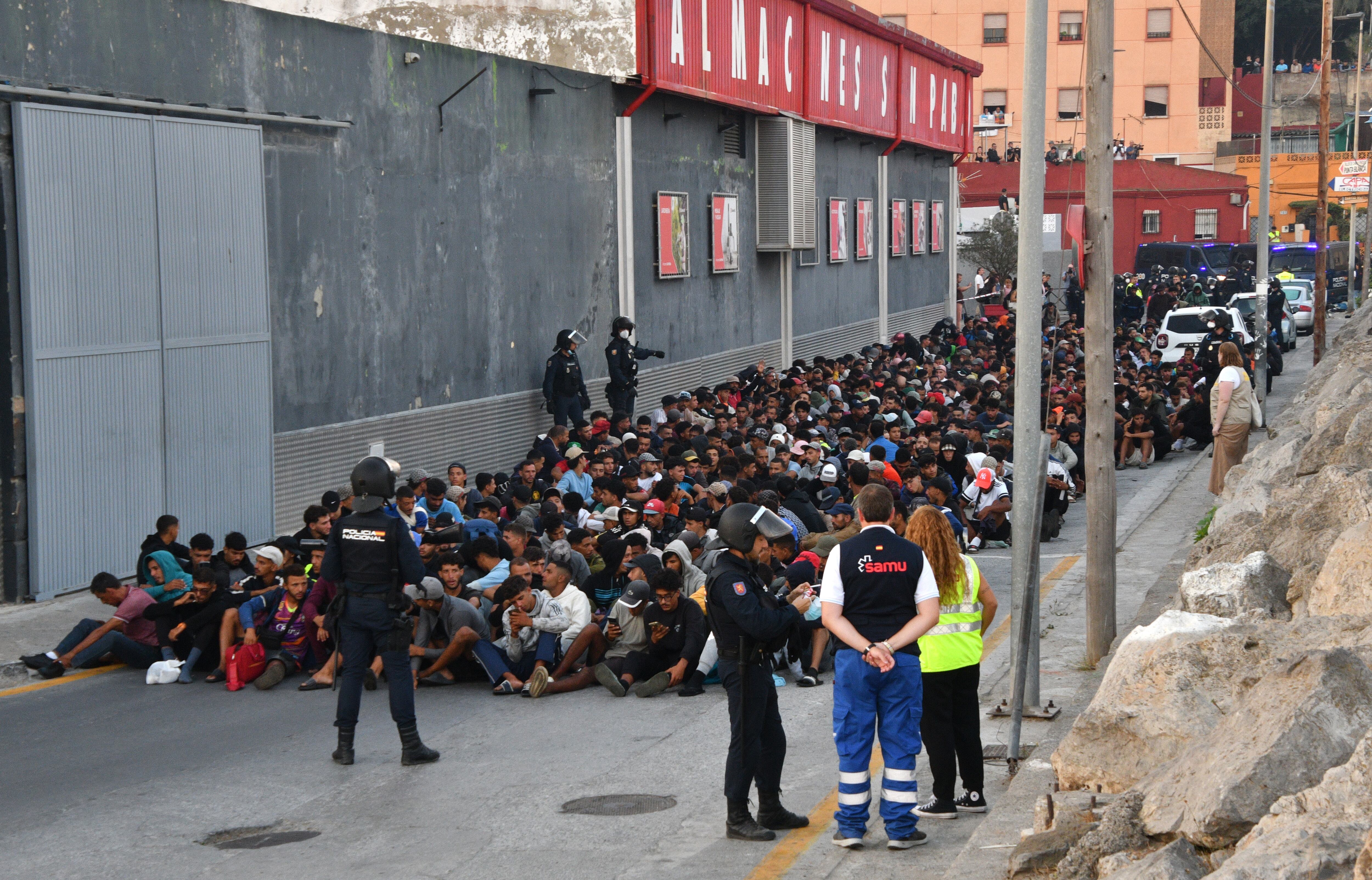 El Instituto Elcano concluye que un “fallo funcional” de Seguridad Nacional impidió anticipar la entrada masiva de Ceuta
