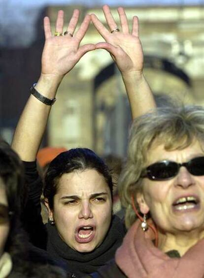 Manifestación en Milán a favor de la ley de aborto en 2006.