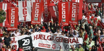 Manifestación en Sevilla con motivo de la huelga general del 29 de septiembre de 2010.