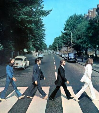 El 8 de agosto de 1969 se disparó la foto de los Beatles cruzando el paso de peatones de Abbey Road.