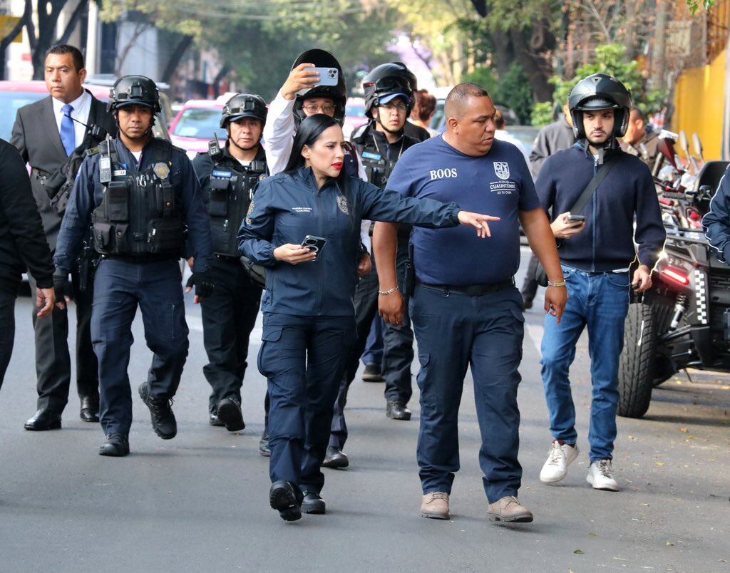 Sandra Cuevas durante uno de sus operativos en la alcaldía Cuauhtémoc, el pasado 17 de julio. 