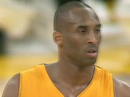 Bryant y Gasol lideran a unos Lakers en racha en el derbi de Los Angeles