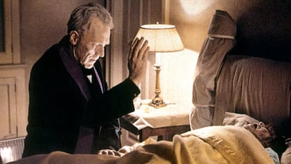 Max von Sydow, en una escena de 'El exorcista'.
