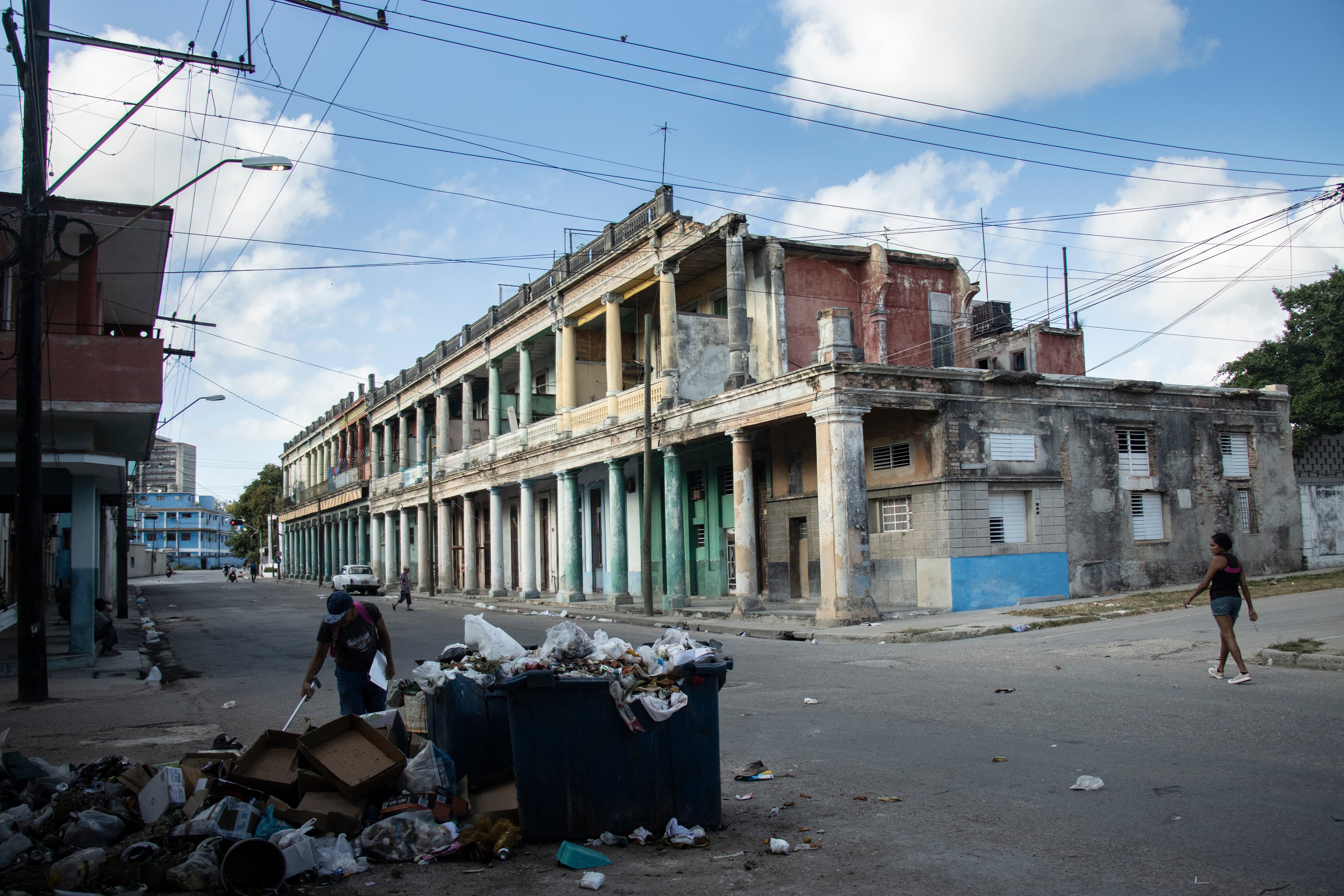Basura acumulada en el municipio Cerro, La Habana.