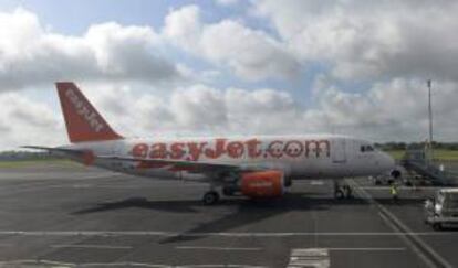 Un avión de la aerolínea de bajo coste Easyjet. EFE/Archivo