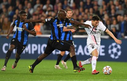 Balanta hostiga a Messi.