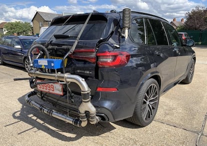 Un BMW X5 durante las pruebas efectuadas por T&E para medir sus emisiones en condiciones reales de conducción.