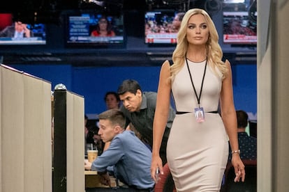 Margot Robbie é uma jornalista recém chegada a Fox News em 'Bombshell'.