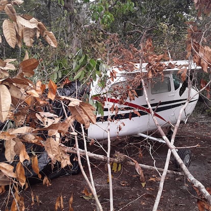 Fotografía de la aeronave que encontraron los Piaroa.