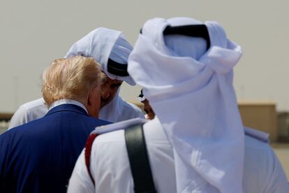 Donald Trump y el emir de Qatar, Tamim bin Hamad Al Thani, en Doha.