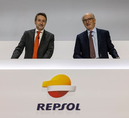 Josu Jon Imaz, consejero delegado de Repsol, y Antoni Brufau, presidente.