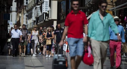 Turistas en el centro de Málaga.