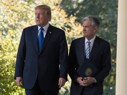 Donald Trump y Jerome Powell el pasado noviembre, durante la presentación de la candidatura de Powell a dirigir la Fed.