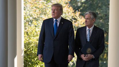 Donald Trump y Jerome Powell el pasado noviembre, durante la presentación de la candidatura de Powell a dirigir la Fed.