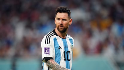 Lionel Messi durante el partido de los octavos del Mundial entre Argentina y Australia.