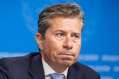 Tom Fletcher, subsecretario general de Asuntos Humanitarios y coordinador de Ayuda de Emergencia de las Naciones Unidas, informa a los medios de comunicación sobre la crisis humanitaria en la Franja de Gaza durante una rueda de prensa en la sede europea de las Naciones Unidas (UNOG) en Ginebra, Suiza, este viernes.