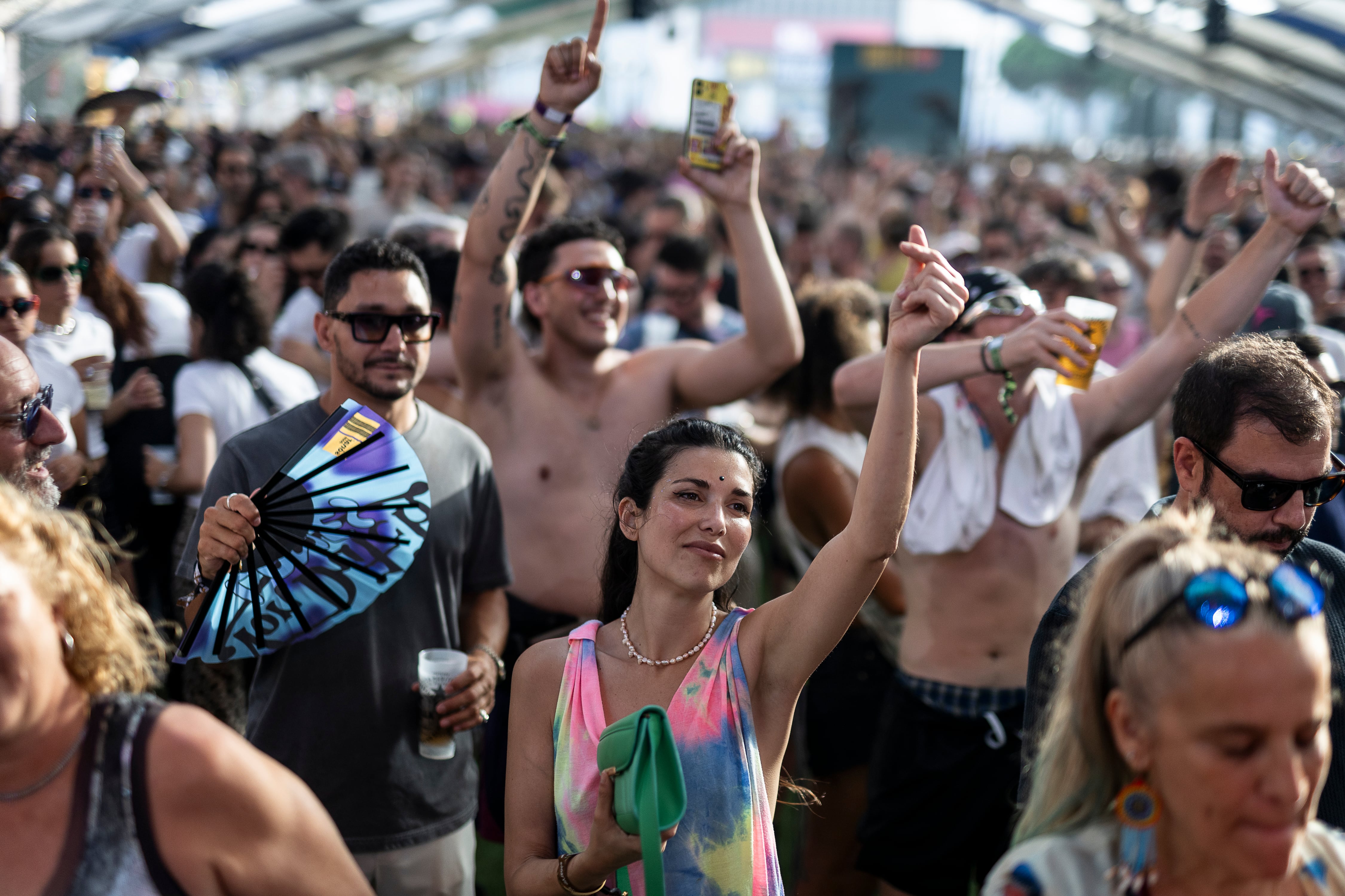KKR pide más fondos a CVC y Carlyle para su empresa de festivales de música boicoteada por sus negocios en Palestina