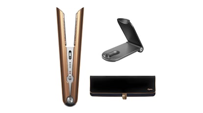 Las placas de la Dyson Corrale no son rígidas, sino que se curvan alrededor del cabello.