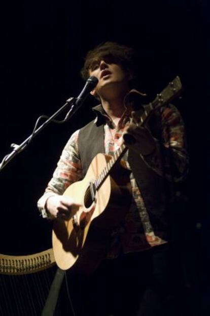 Patrick Wolf durante su concierto de Barcelona el 27 de enero.