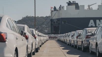 Autos importados en el Puerto de Mazatlán, en 2024.
