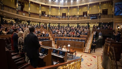 El barómetro de marzo muestra el avance del PP a costa de Vox El PP se consolida como primera fuerza política con un repunte en las encuestas