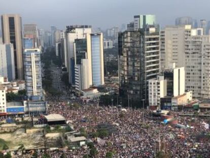 Protestos foram organizados para este sábado em diferentes cidades do Brasil e do mundo