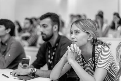Según el informe El desafío de las vocaciones STEM, publicado por DigitalES, en España hay al menos 10.000 empleos vacantes en el sector tecnológico por falta de cualificación.
