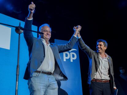El vicepresidente Institucional del PP, Esteban González Pons, y el presidente del PP de la Comunidad Valenciana, Carlos Mazón.