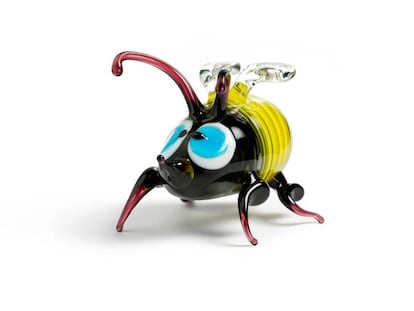 Una abeja robótica para dominarlas a todas