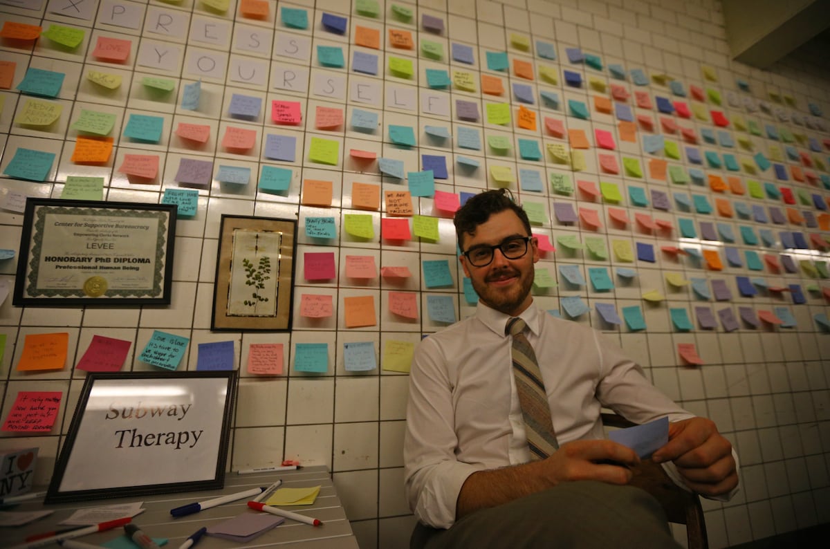 Subway Therapy: New Yorkers Express Emotions Through Colorful Post-Its - News Directory 3