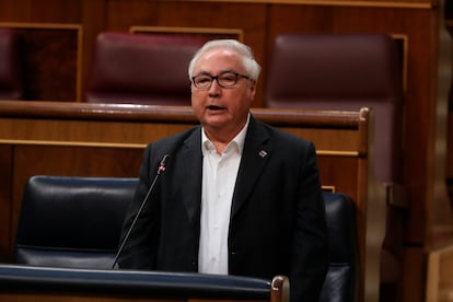 El ministro de Universidades, Manuel Castells, en el Congreso de los Diputados el pasado miércoles.