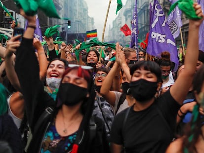 La marea verde por el aborto legal en Argentina, en imágenes