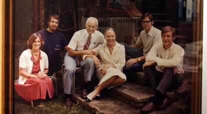 Sam Walton e sua família, proprietários do Walmart