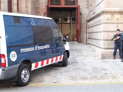 Dos agentes de la Polic&iacute;a Nacional en el TSJC.